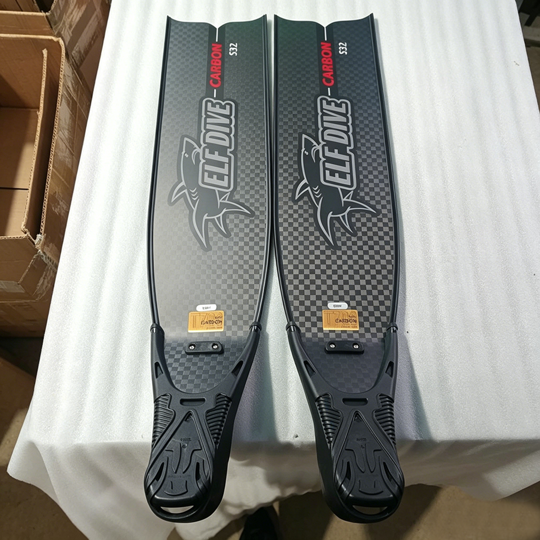 [New] T700 Carbon Long Freediving Fins (Red Shark Pattern)