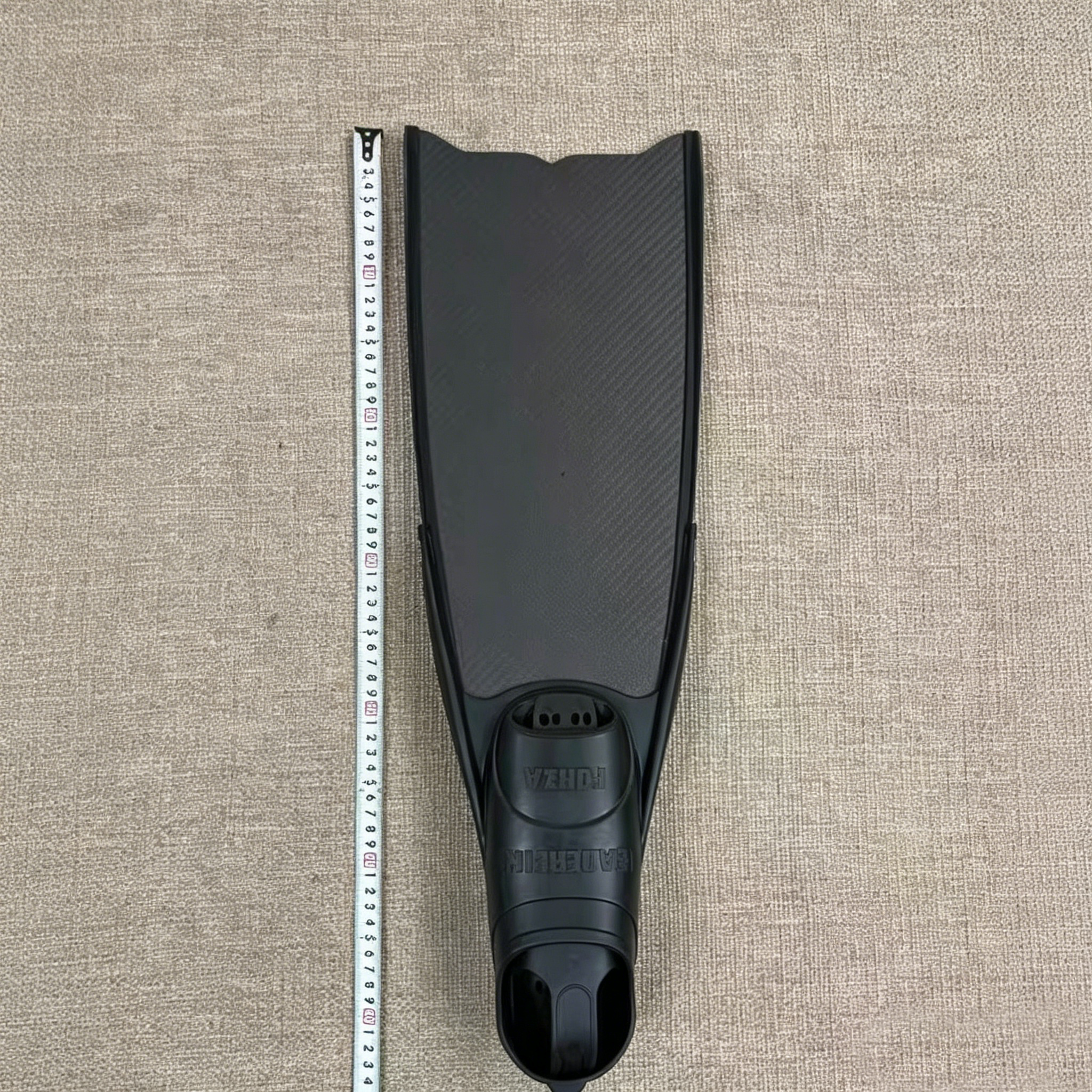 【高機動モデル】Leaderfins搭載 カーボンショートフィン 軽量・コンパクトで機動力抜群